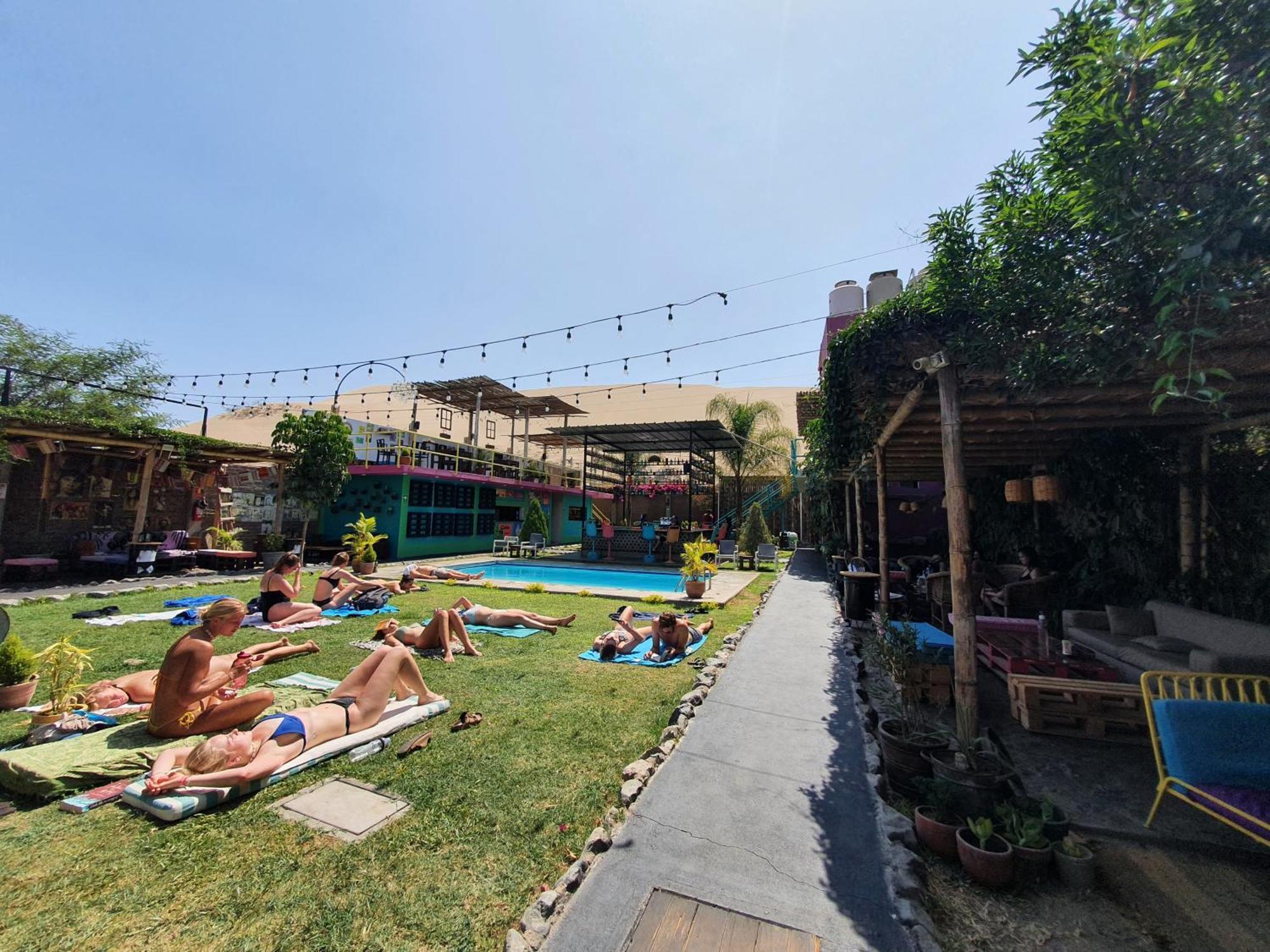 The Upcycled Hostel Huacachina Ica Luaran gambar